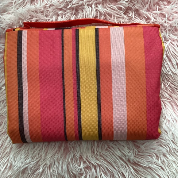 Picnic Blanket - Picture 2 of 3